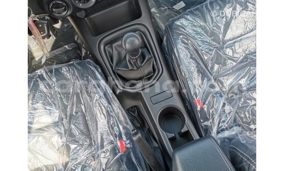 Buy Import Toyota Hilux White Car in Import - Dubai in Ashanti Buy Import Toyota Hilux White Car in Import - Dubai in Ashanti