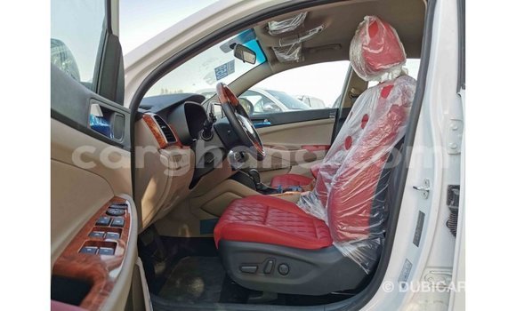 Sayi Imported Hyundai Tucson White Mota in Import - Dubai a Ashanti Sayi Imported Hyundai Tucson White Mota in Import - Dubai a Ashanti