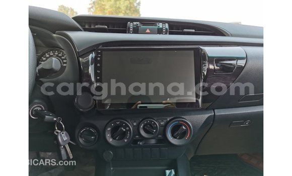 Buy Import Toyota Hilux White Car in Import - Dubai in Ashanti Buy Import Toyota Hilux White Car in Import - Dubai in Ashanti