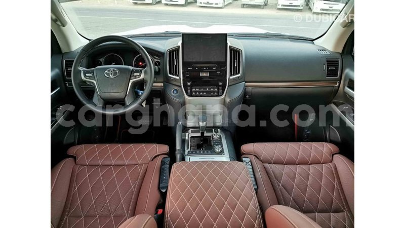 Big with watermark toyota land cruiser ashanti import dubai 22241