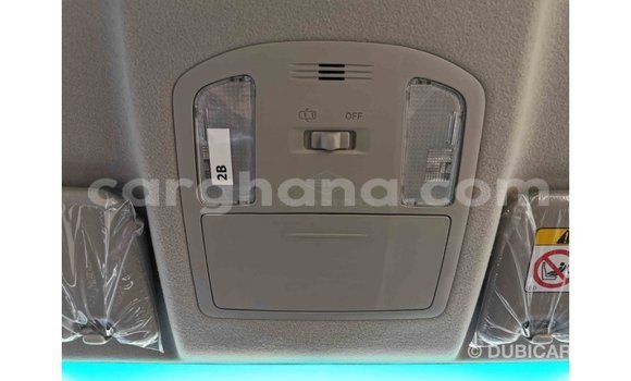 Sayi Imported Toyota Hilux White Mota in Import - Dubai a Ashanti Sayi Imported Toyota Hilux White Mota in Import - Dubai a Ashanti