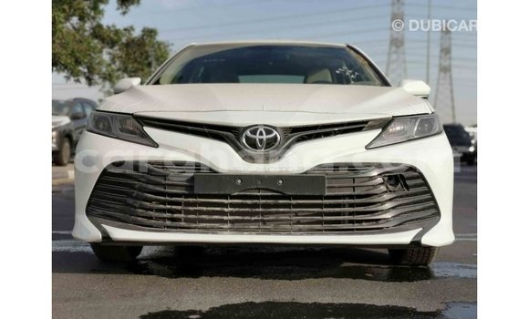 Buy Import Toyota Camry White Car in Import - Dubai in Ashanti Buy Import Toyota Camry White Car in Import - Dubai in Ashanti