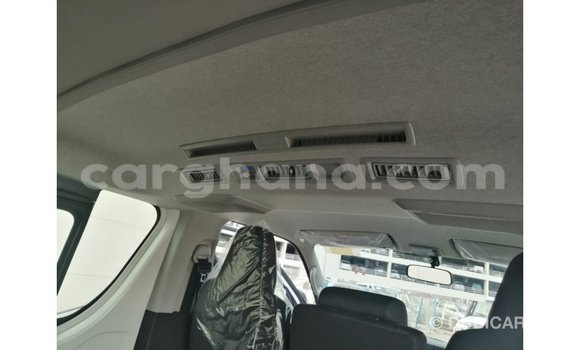 Sayi Imported Toyota Hiace White Mota in Import - Dubai a Ashanti Sayi Imported Toyota Hiace White Mota in Import - Dubai a Ashanti