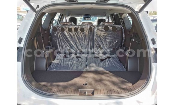 Sayi Imported Hyundai Santa Fe White Mota in Import - Dubai a Ashanti Sayi Imported Hyundai Santa Fe White Mota in Import - Dubai a Ashanti