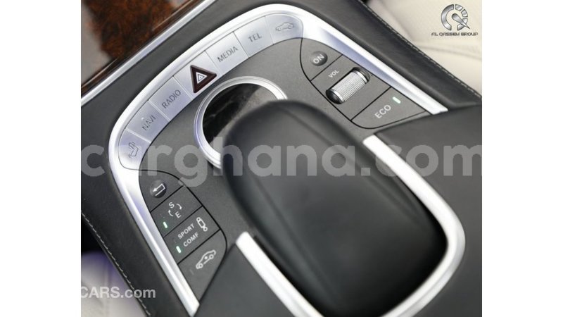 Big with watermark mercedes benz a200 ashanti import dubai 22283