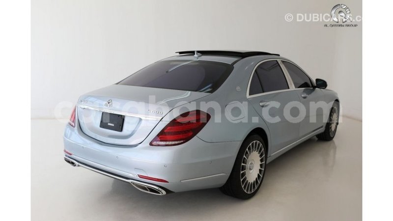 Big with watermark mercedes benz a200 ashanti import dubai 22285