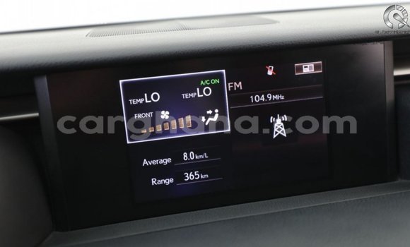 Sayi Imported Lexus IS White Mota in Import - Dubai a Ashanti Sayi Imported Lexus IS White Mota in Import - Dubai a Ashanti