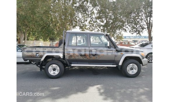 Sayi Imported Toyota Land Cruiser Sauran Mota in Import - Dubai a Ashanti Sayi Imported Toyota Land Cruiser Sauran Mota in Import - Dubai a Ashanti