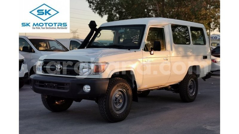 Big with watermark toyota land cruiser ashanti import dubai 22302