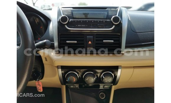 Ra Imported Toyota Yaris funfun Ọkọ̀ in Import - Dubai ni Ashanti Ra Imported Toyota Yaris funfun Ọkọ̀ in Import - Dubai ni Ashanti