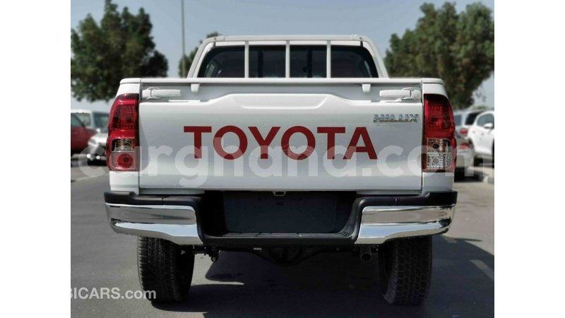 Big with watermark toyota hilux ashanti import dubai 22325