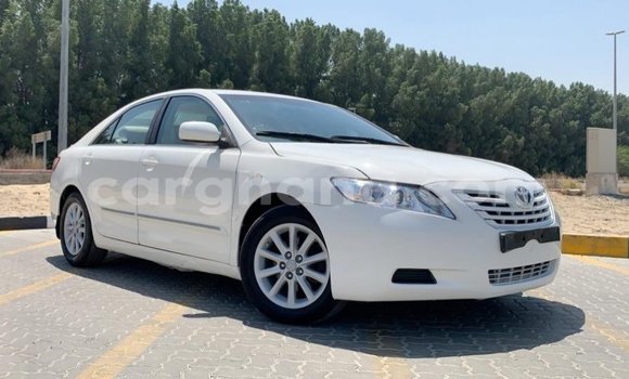 Buy Import Toyota Camry White Car in Import - Dubai in Ashanti Buy Import Toyota Camry White Car in Import - Dubai in Ashanti