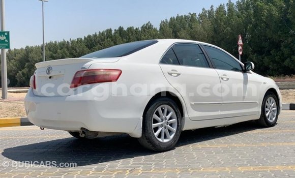 Buy Import Toyota Camry White Car in Import - Dubai in Ashanti Buy Import Toyota Camry White Car in Import - Dubai in Ashanti