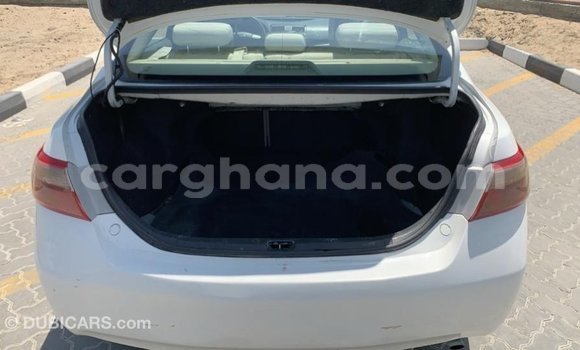 Buy Import Toyota Camry White Car in Import - Dubai in Ashanti Buy Import Toyota Camry White Car in Import - Dubai in Ashanti