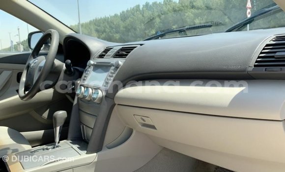 Buy Import Toyota Camry White Car in Import - Dubai in Ashanti Buy Import Toyota Camry White Car in Import - Dubai in Ashanti