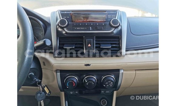 Ra Imported Toyota Yaris funfun Ọkọ̀ in Import - Dubai ni Ashanti Ra Imported Toyota Yaris funfun Ọkọ̀ in Import - Dubai ni Ashanti