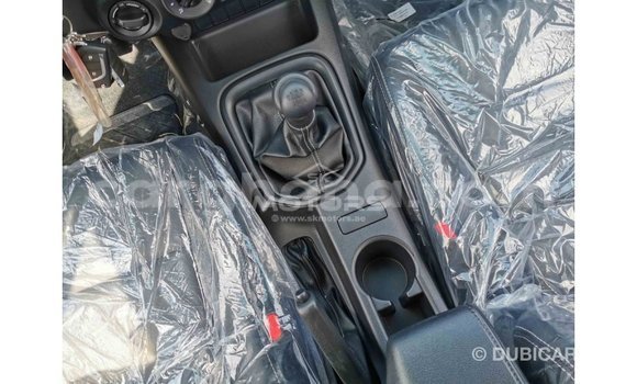 Sayi Imported Toyota Hilux White Mota in Import - Dubai a Ashanti Sayi Imported Toyota Hilux White Mota in Import - Dubai a Ashanti