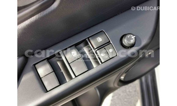 Sayi Imported Toyota Hilux White Mota in Import - Dubai a Ashanti Sayi Imported Toyota Hilux White Mota in Import - Dubai a Ashanti