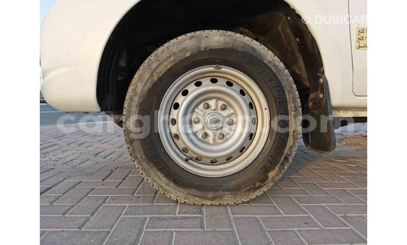 Buy Import Mitsubishi L200 White Car in Import - Dubai in Ashanti Buy Import Mitsubishi L200 White Car in Import - Dubai in Ashanti