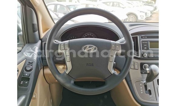 Buy Import Hyundai Cargo White Car in Import - Dubai in Ashanti Buy Import Hyundai Cargo White Car in Import - Dubai in Ashanti