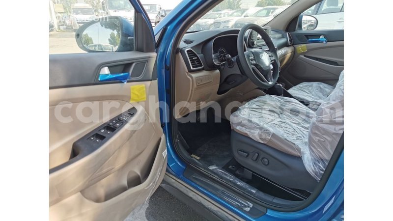 Big with watermark hyundai tucson ashanti import dubai 22371