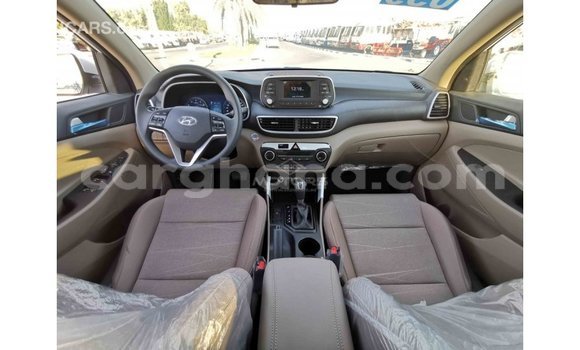 Buy Import Hyundai Tucson White Car in Import - Dubai in Ashanti Buy Import Hyundai Tucson White Car in Import - Dubai in Ashanti