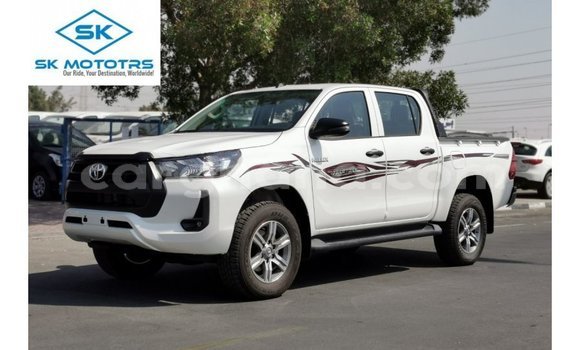 Buy Import Toyota Hilux White Car in Import - Dubai in Ashanti Buy Import Toyota Hilux White Car in Import - Dubai in Ashanti