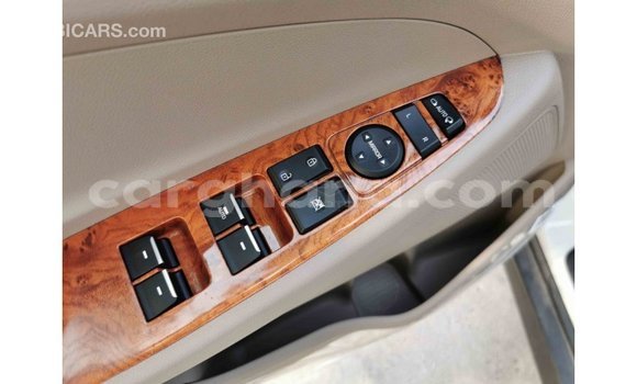 Sayi Imported Hyundai Tucson White Mota in Import - Dubai a Ashanti Sayi Imported Hyundai Tucson White Mota in Import - Dubai a Ashanti