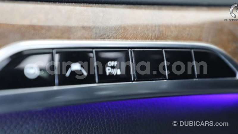 Big with watermark mercedes benz a200 ashanti import dubai 22439