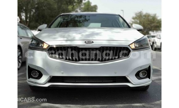 Sayi Imported Kia Cadenza White Mota in Import - Dubai a Ashanti Sayi Imported Kia Cadenza White Mota in Import - Dubai a Ashanti