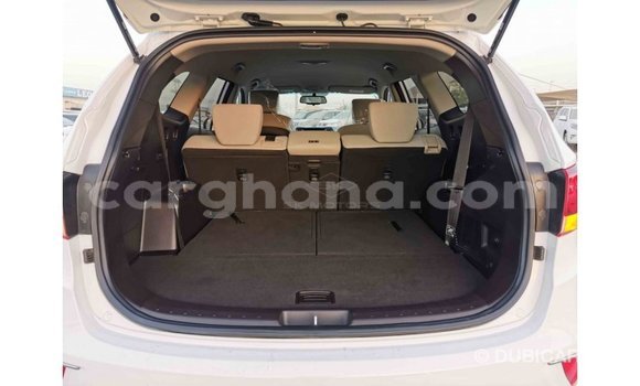 Ra Imported Hyundai Santa Fe funfun Ọkọ̀ in Import - Dubai ni Ashanti Ra Imported Hyundai Santa Fe funfun Ọkọ̀ in Import - Dubai ni Ashanti