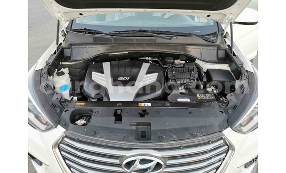Ra Imported Hyundai Santa Fe funfun Ọkọ̀ in Import - Dubai ni Ashanti Ra Imported Hyundai Santa Fe funfun Ọkọ̀ in Import - Dubai ni Ashanti