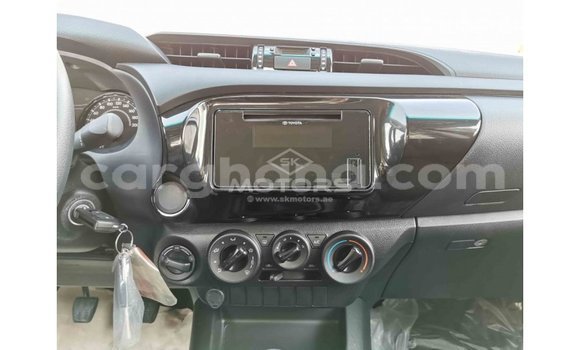 Sayi Imported Toyota Hilux Black Mota in Import - Dubai a Ashanti Sayi Imported Toyota Hilux Black Mota in Import - Dubai a Ashanti
