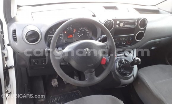 Ra Imported Peugeot Partner funfun Ọkọ̀ in Import - Dubai ni Ashanti Ra Imported Peugeot Partner funfun Ọkọ̀ in Import - Dubai ni Ashanti