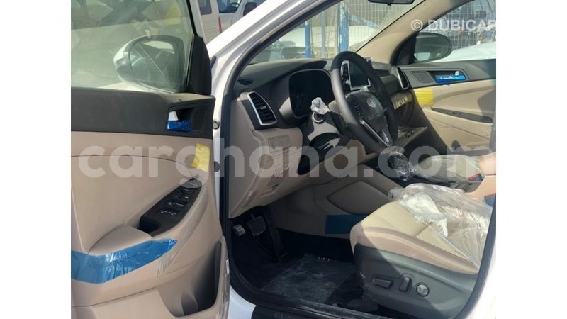 Big with watermark hyundai tucson ashanti import dubai 22526