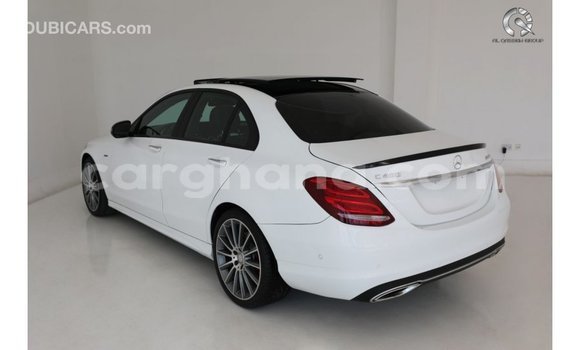 Sayi Imported Mercedes-Benz A200 White Mota in Import - Dubai a Ashanti Sayi Imported Mercedes-Benz A200 White Mota in Import - Dubai a Ashanti