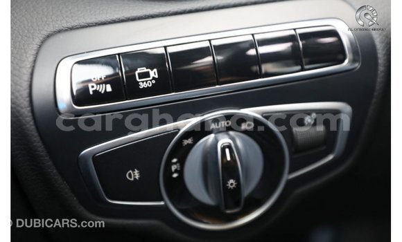 Sayi Imported Mercedes-Benz A200 White Mota in Import - Dubai a Ashanti Sayi Imported Mercedes-Benz A200 White Mota in Import - Dubai a Ashanti