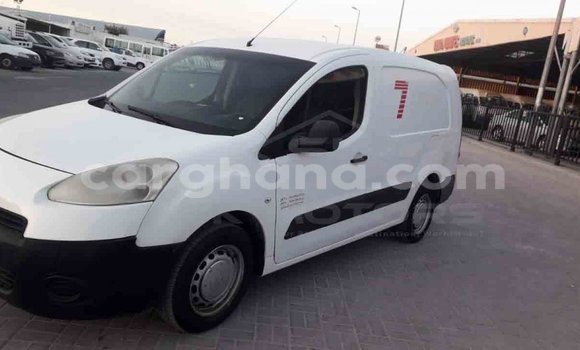 Ra Imported Peugeot Partner funfun Ọkọ̀ in Import - Dubai ni Ashanti Ra Imported Peugeot Partner funfun Ọkọ̀ in Import - Dubai ni Ashanti