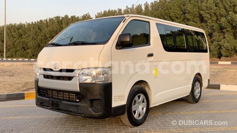 Big with watermark toyota hiace ashanti import dubai 22591