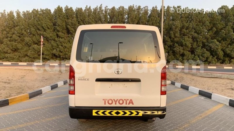 Big with watermark toyota hiace ashanti import dubai 22591