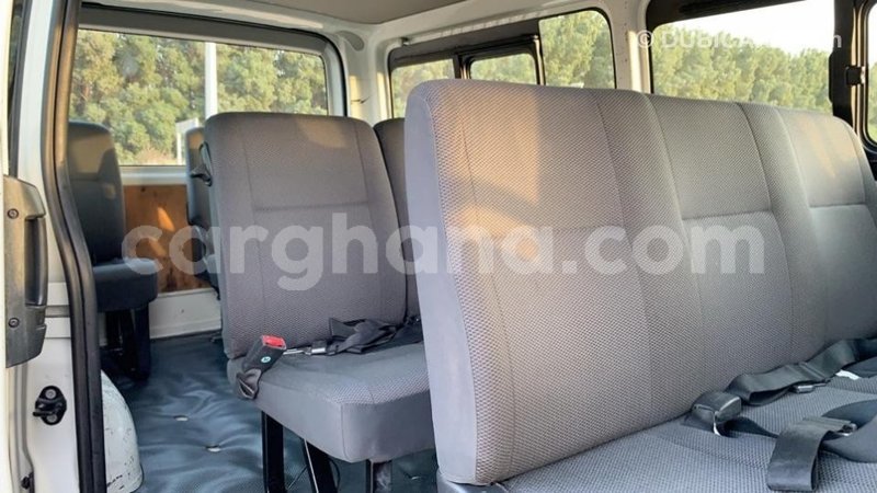 Big with watermark toyota hiace ashanti import dubai 22591