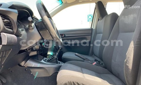 Buy Import Toyota Hilux White Car in Import - Dubai in Ashanti Buy Import Toyota Hilux White Car in Import - Dubai in Ashanti