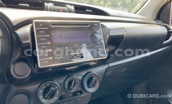 Buy Import Toyota Hilux White Car in Import - Dubai in Ashanti Buy Import Toyota Hilux White Car in Import - Dubai in Ashanti