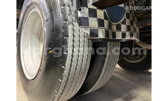 Sayi Imported Mitsubishi Fuso White Babbar mota in Import - Dubai a Ashanti Sayi Imported Mitsubishi Fuso White Babbar mota in Import - Dubai a Ashanti