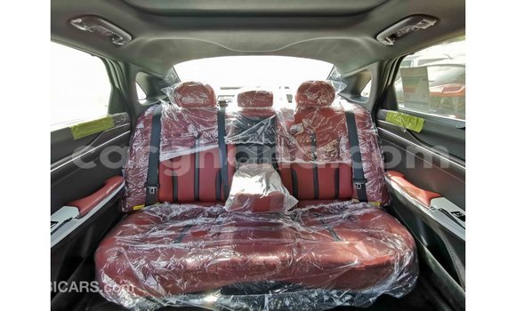 Ra Imported Kia K5 funfun Ọkọ̀ in Import - Dubai ni Ashanti Ra Imported Kia K5 funfun Ọkọ̀ in Import - Dubai ni Ashanti