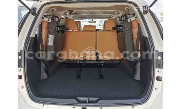 Ra Imported Toyota Fortuner funfun Ọkọ̀ in Import - Dubai ni Ashanti Ra Imported Toyota Fortuner funfun Ọkọ̀ in Import - Dubai ni Ashanti