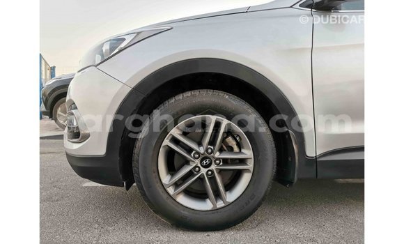 Buy Import Hyundai Santa Fe Other Car in Import - Dubai in Ashanti Buy Import Hyundai Santa Fe Other Car in Import - Dubai in Ashanti