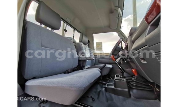 Buy Import Toyota Land Cruiser Beige Car in Import - Dubai in Ashanti Buy Import Toyota Land Cruiser Beige Car in Import - Dubai in Ashanti