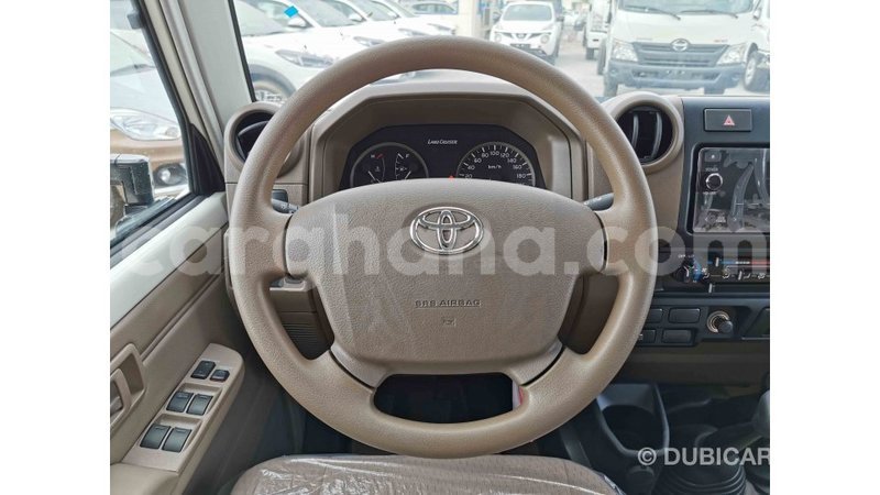 Big with watermark toyota land cruiser ashanti import dubai 22667