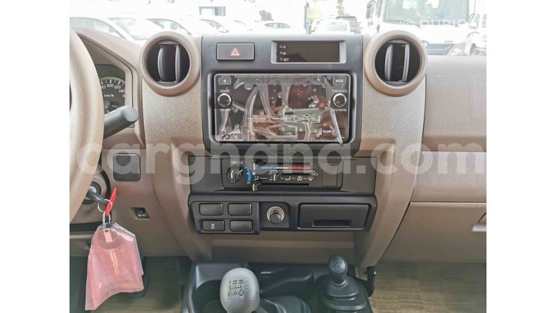 Big with watermark toyota land cruiser ashanti import dubai 22667